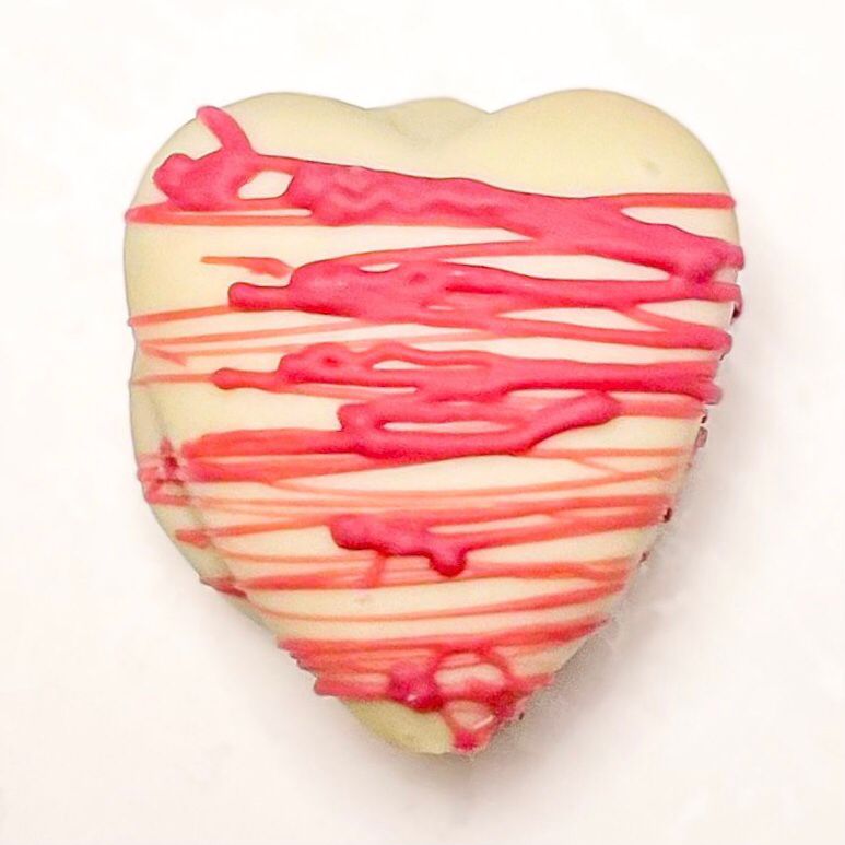 Corazón Alfajores: Valentine's Day Gift Box Wooden Table Baking Co.